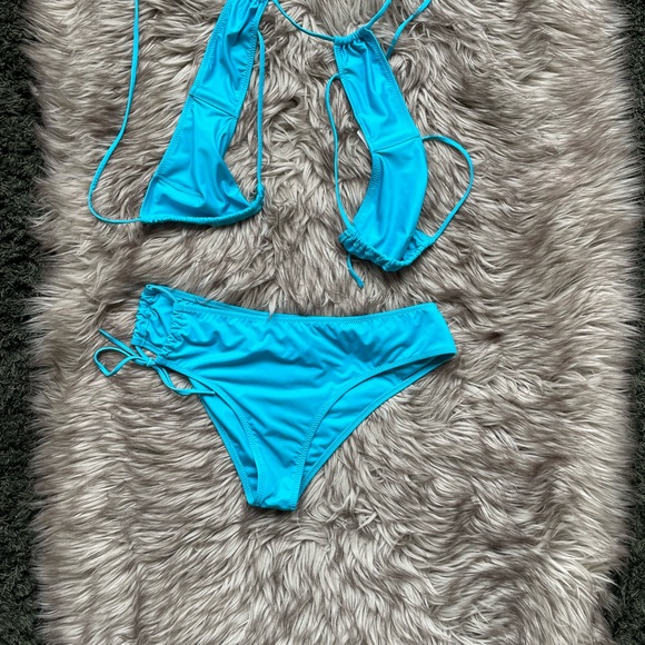 Jacquemus Blue ‘Le Bas Tropea’ Bikini Set - Picture 5 of 10